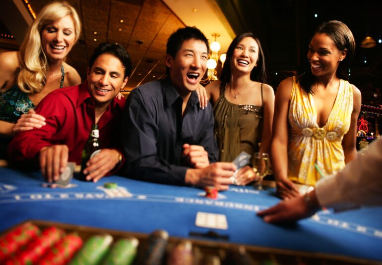 Why people love casinos - Timeslifestyle